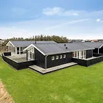 Eileen - 300m From The Sea By Interhome 펜션