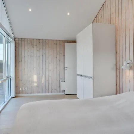 Holiday home Eileen - 300m From The Sea In Nw Jutland By Interhome *