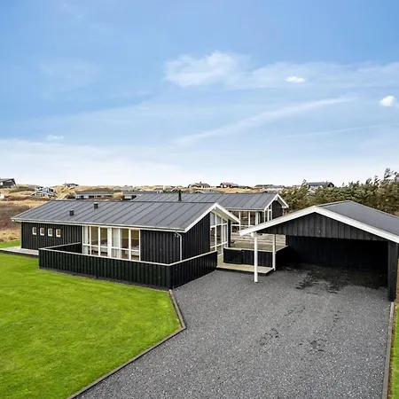 Holiday home Eileen - 300m From The Sea In Nw Jutland By Interhome Lokken